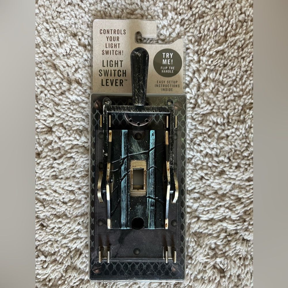Cracker Barrel Halloween Electronic Light Switch Lever Cover w Sound and Light